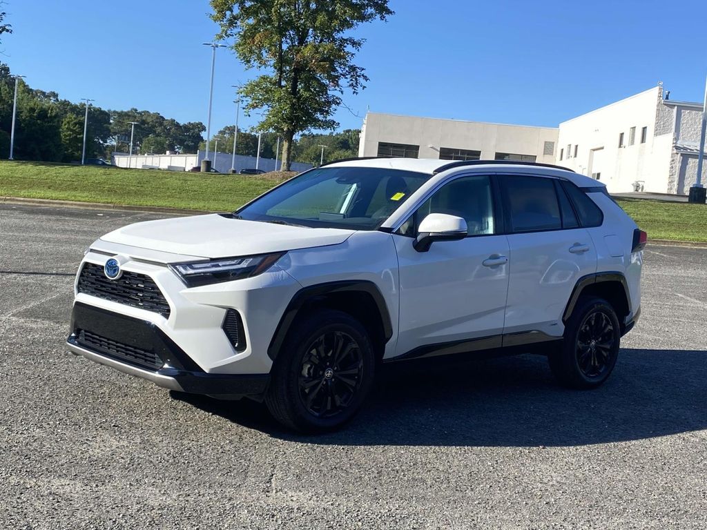 2023 Toyota RAV4 Hybrid SE photo 2