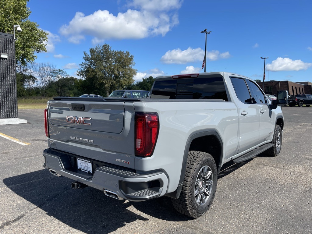 2024 Gmc Sierra AT4 photo 3