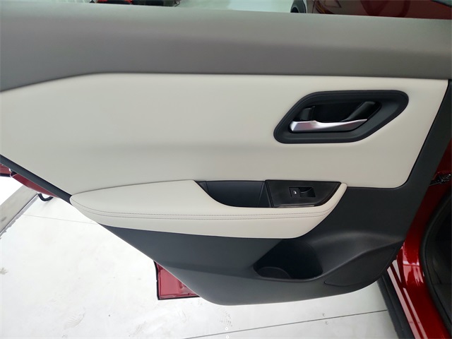 2025 Nissan Rogue SV photo 29
