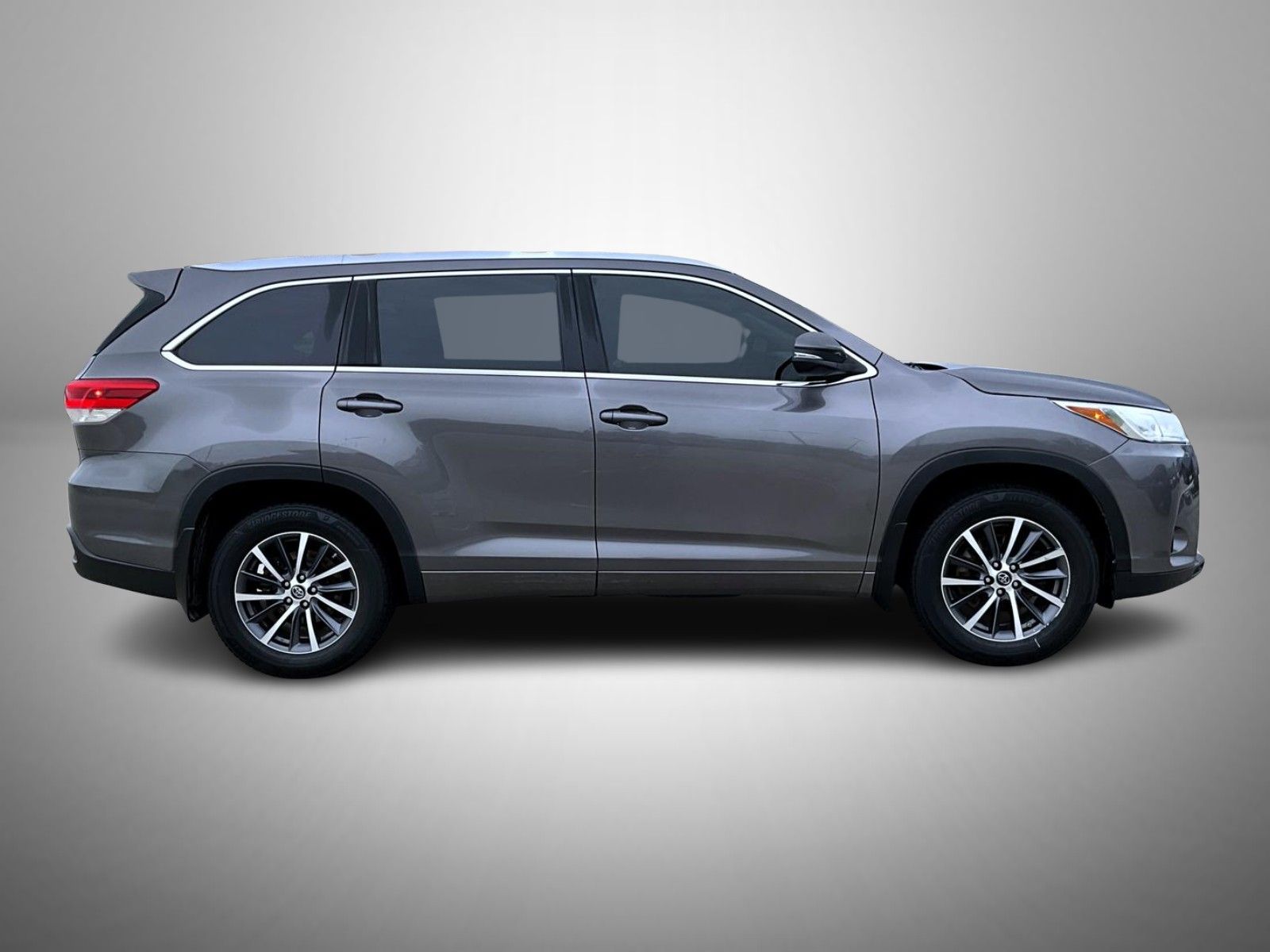 2017 Toyota Highlander XLE photo 4