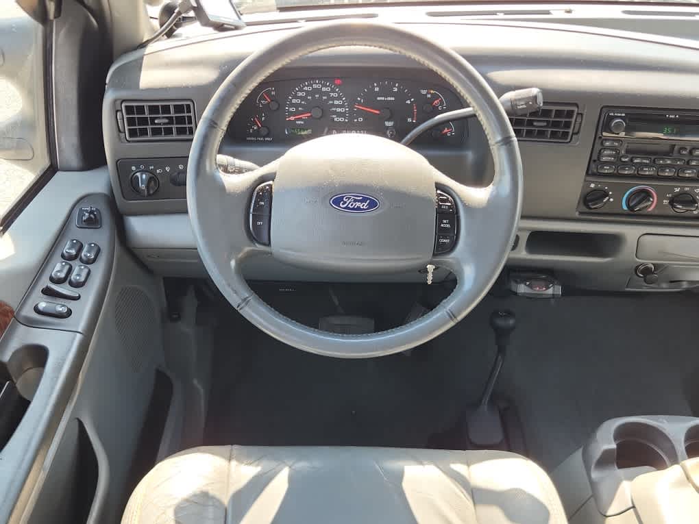 2004 Ford F-250 Lariat photo 8