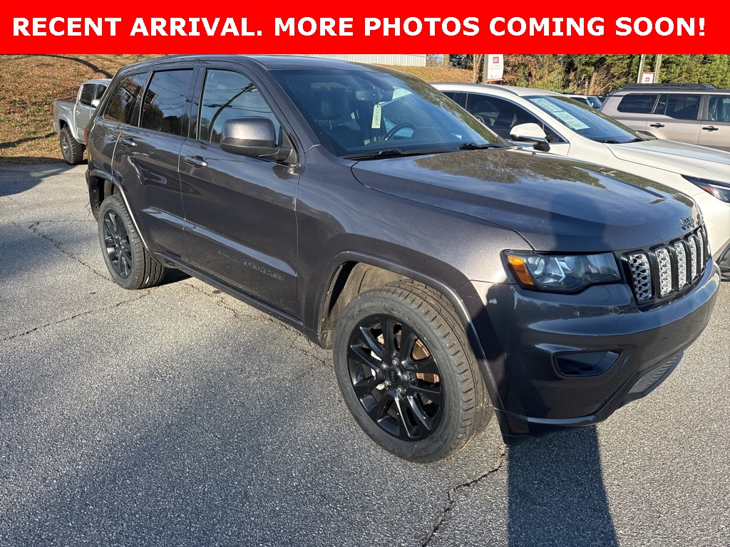 2020 Jeep Grand Cherokee Altitude's photo