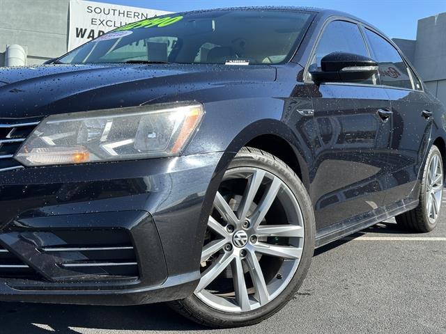 2018 Volkswagen Passat 2.0T S photo 3