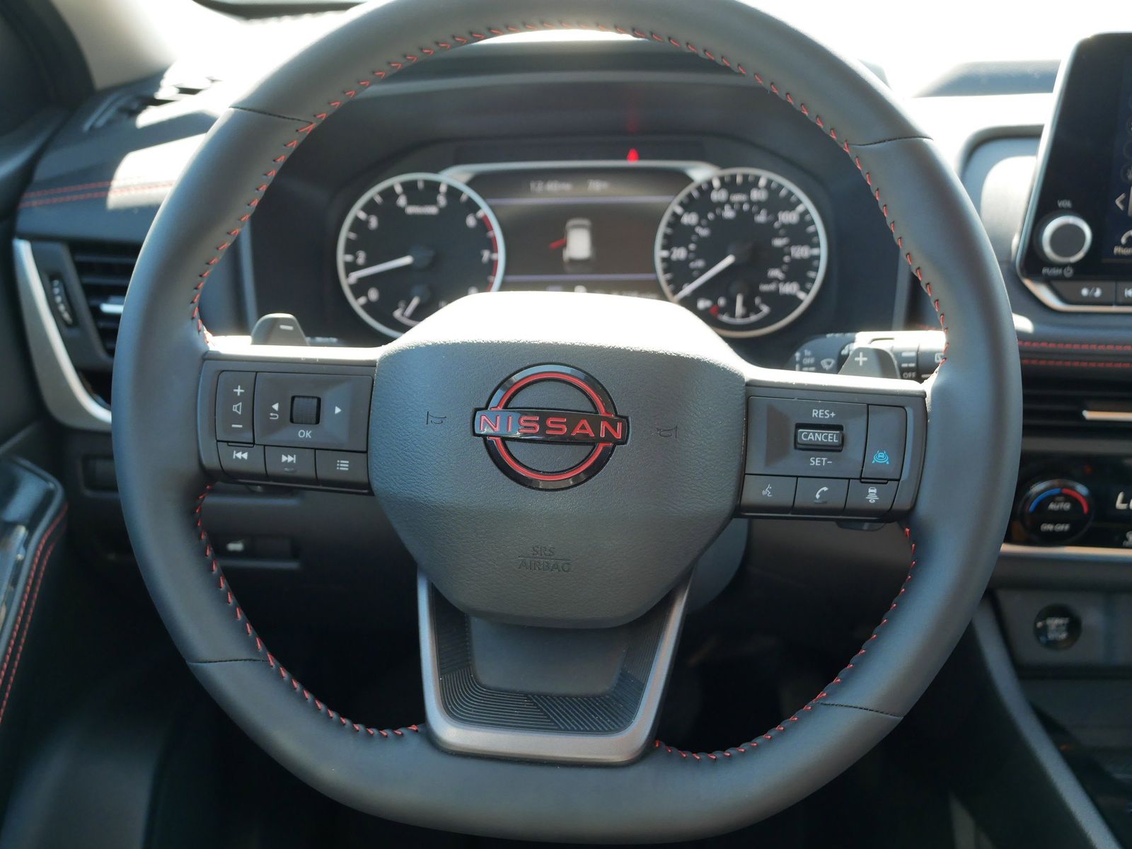2025 Nissan Rogue SV photo 19