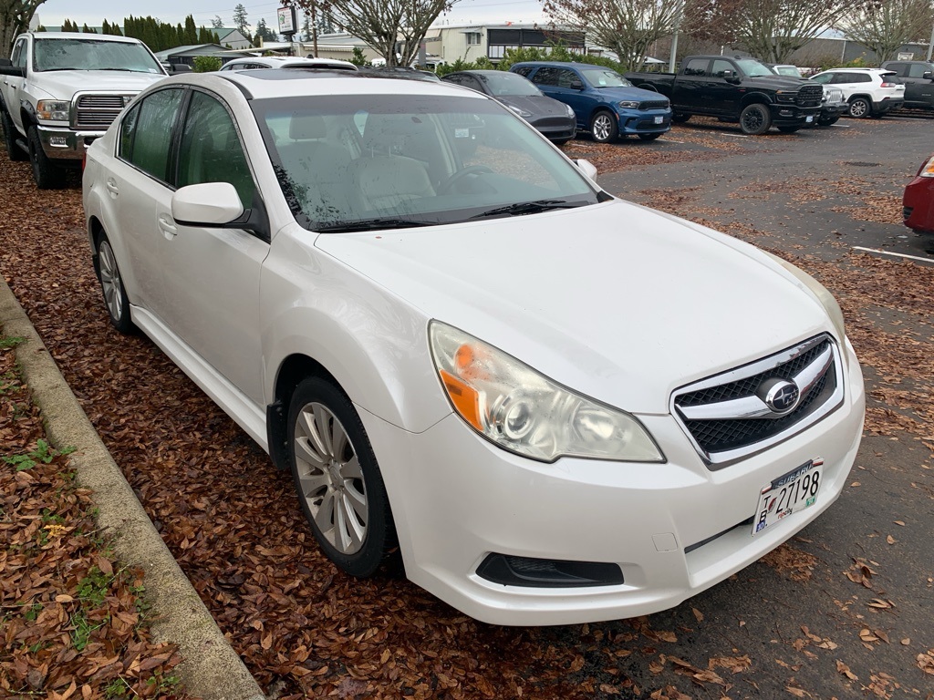 2011 Subaru Legacy 2.5i Limited photo 4