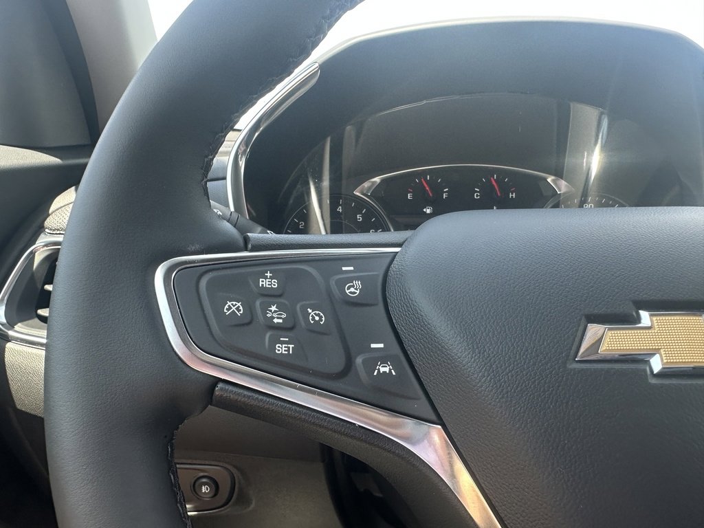 Used 2024 Summit White Chevrolet Premier image 17