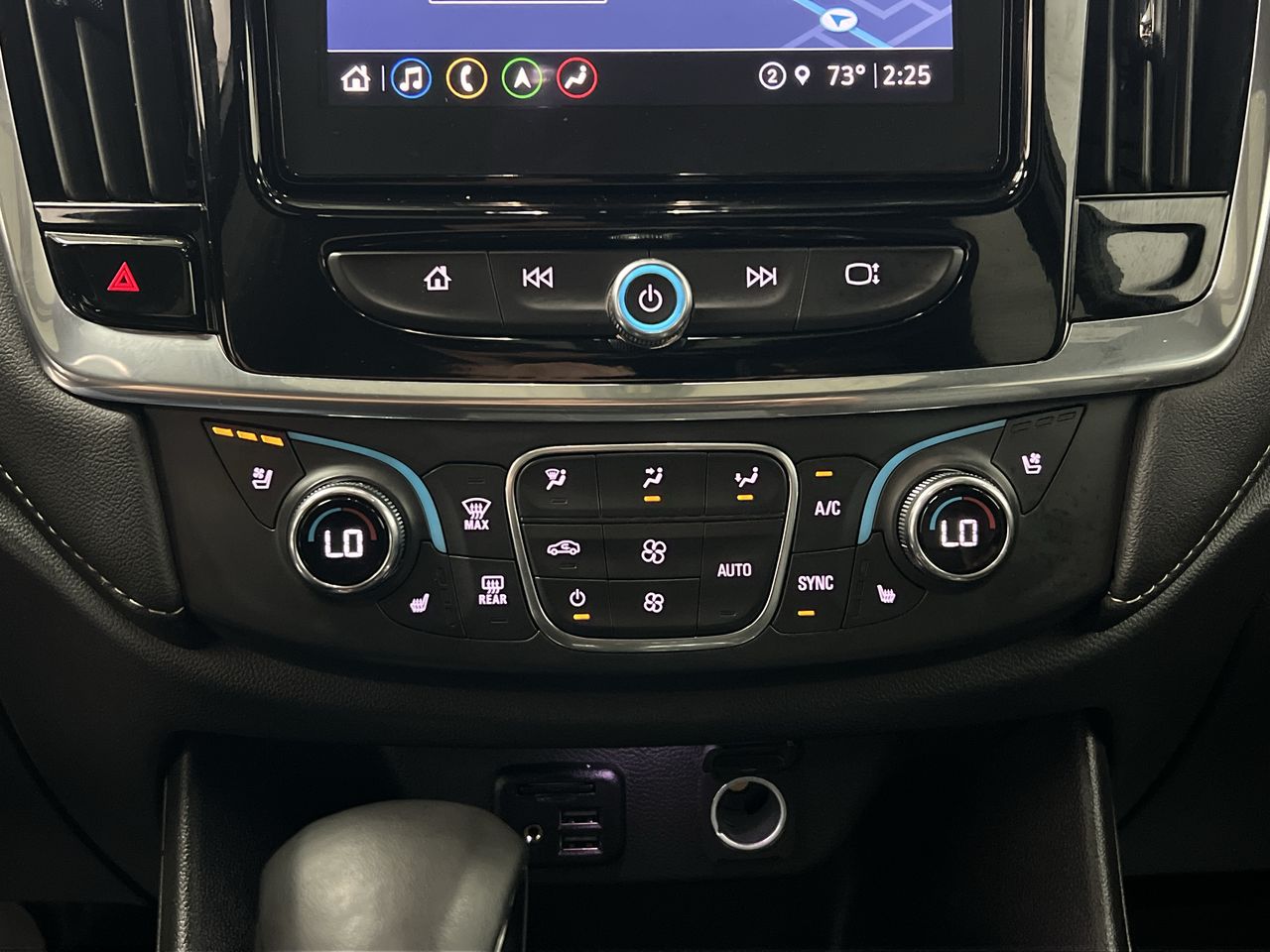 2023 Chevrolet Traverse Premier photo 16