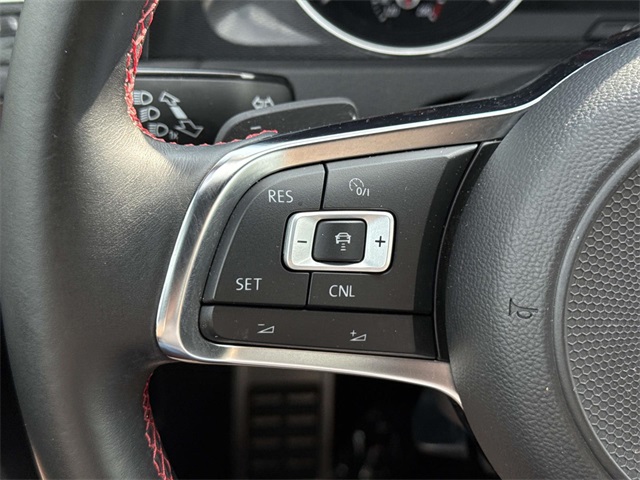 2017 Volkswagen Golf GTI Autobahn photo 22