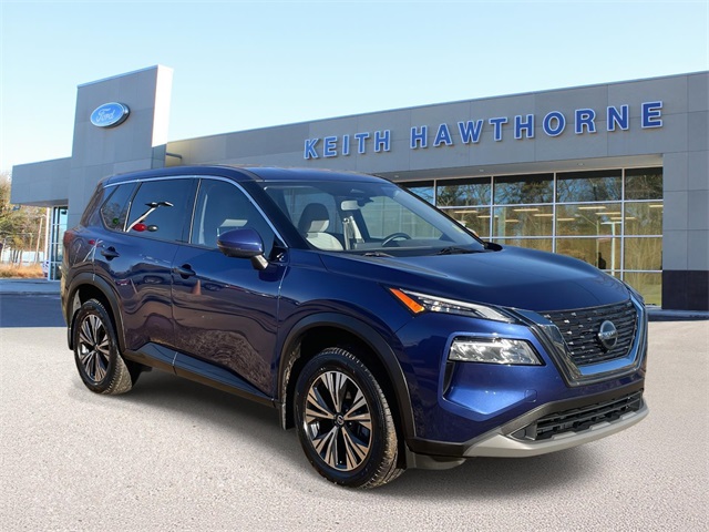 2021 Nissan Rogue SV's photo