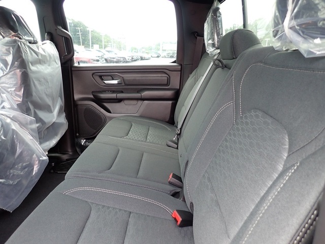 2025 Ram 1500 Tradesman photo 11