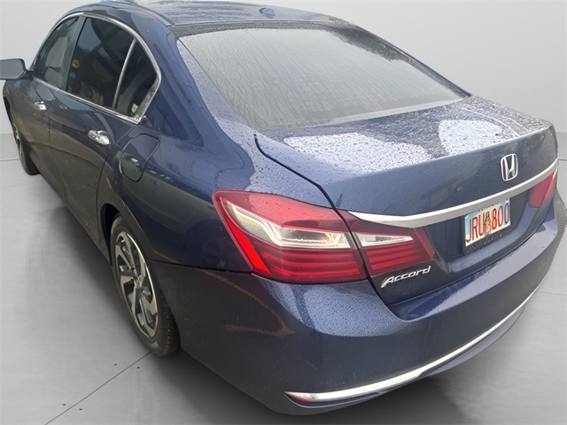 2017 Honda Accord EX-L photo 3