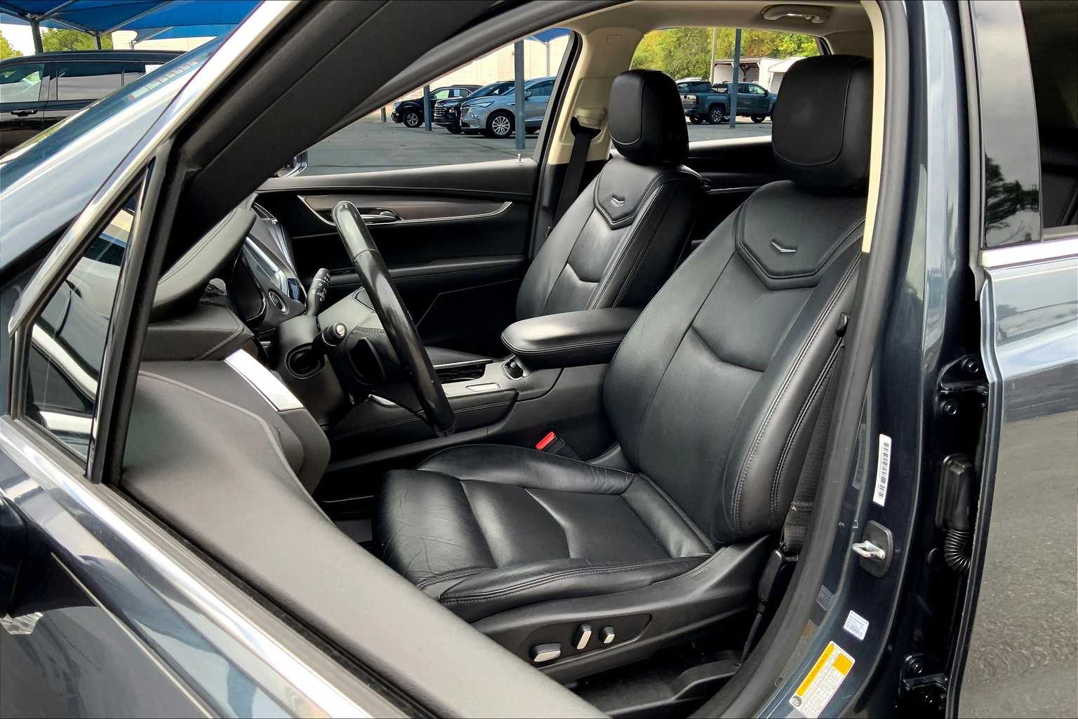 2019 Cadillac XT5 Luxury photo 7