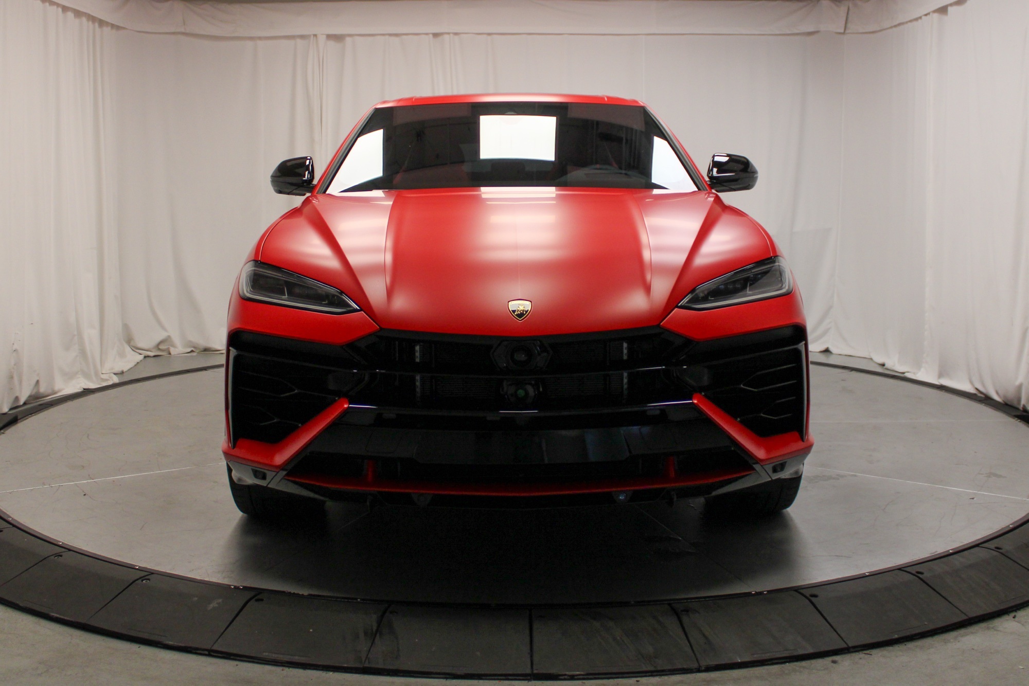 2025 Lamborghini Urus SE photo 8