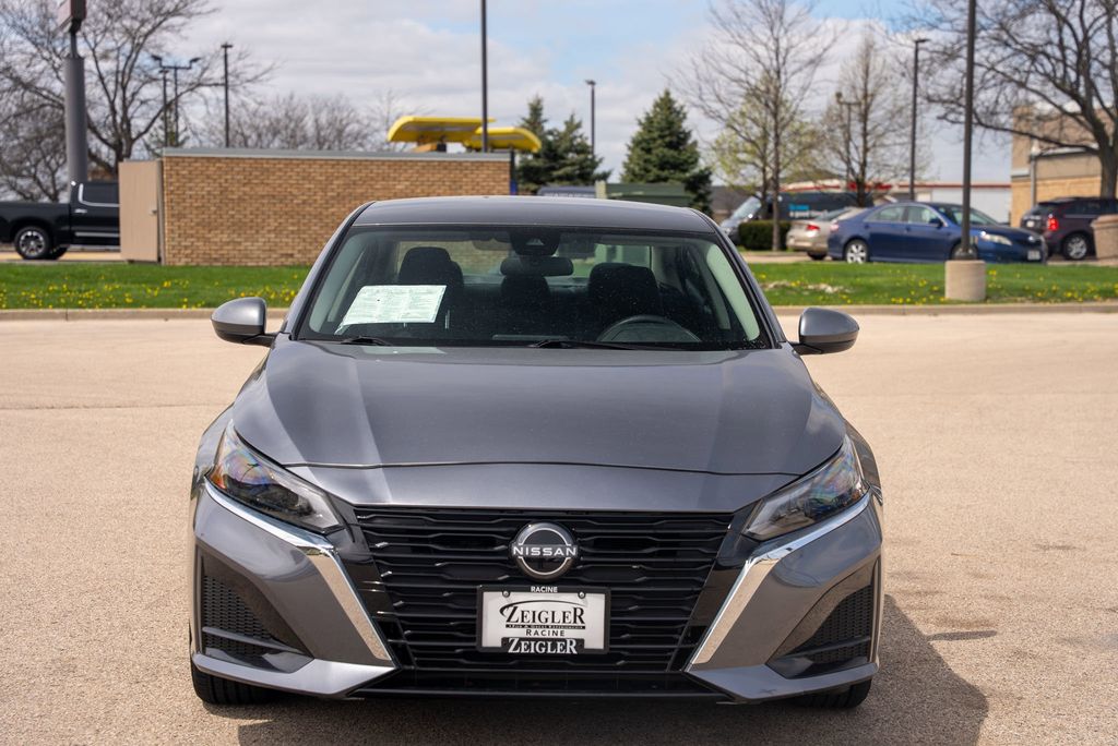 Used 2023 Nissan Altima S with VIN 1N4BL4BV7PN388329 for sale in Mount Pleasant, WI