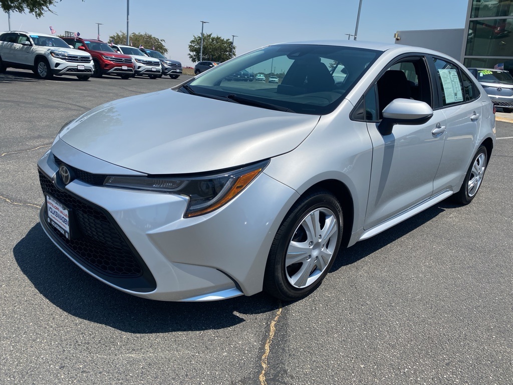 2022 Toyota Corolla LE photo 3