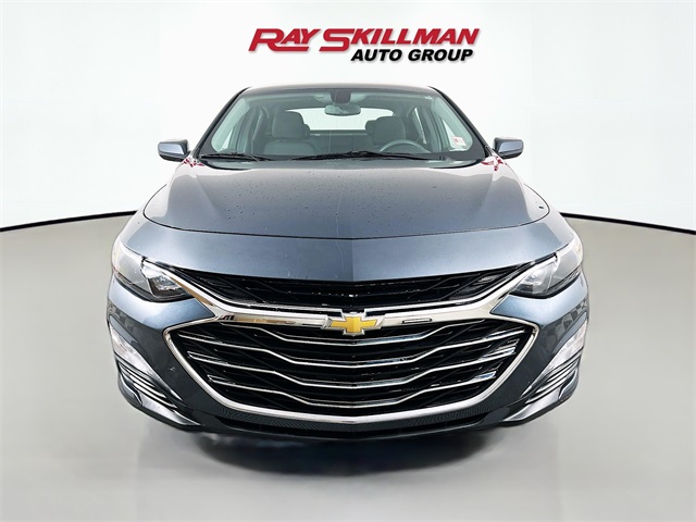 2019 Chevrolet Malibu 1LT photo 2