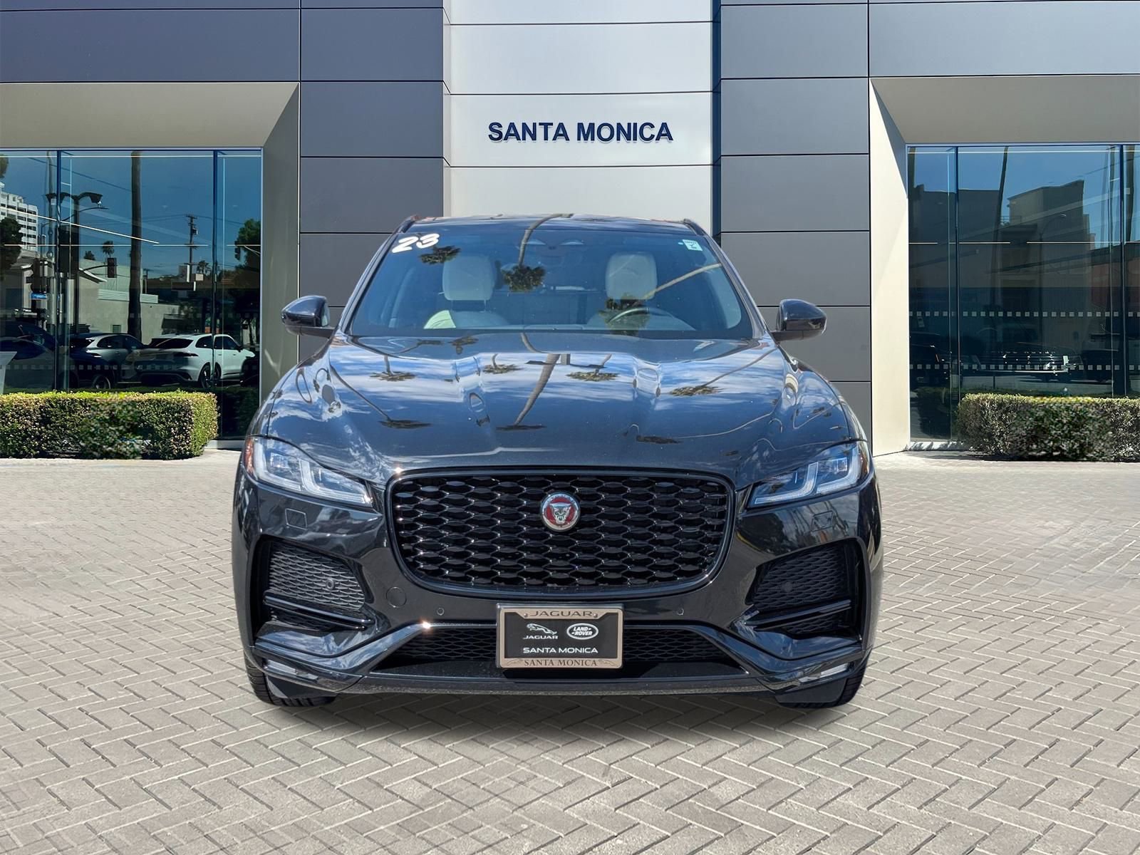 2023 Jaguar F-PACE P250 S photo 2