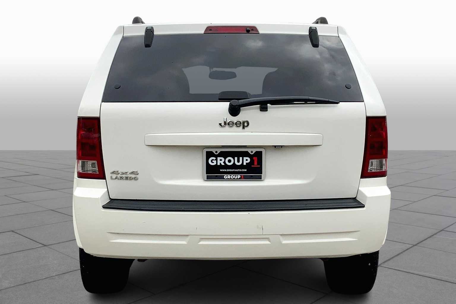 2006 Jeep Grand Cherokee Laredo photo 4