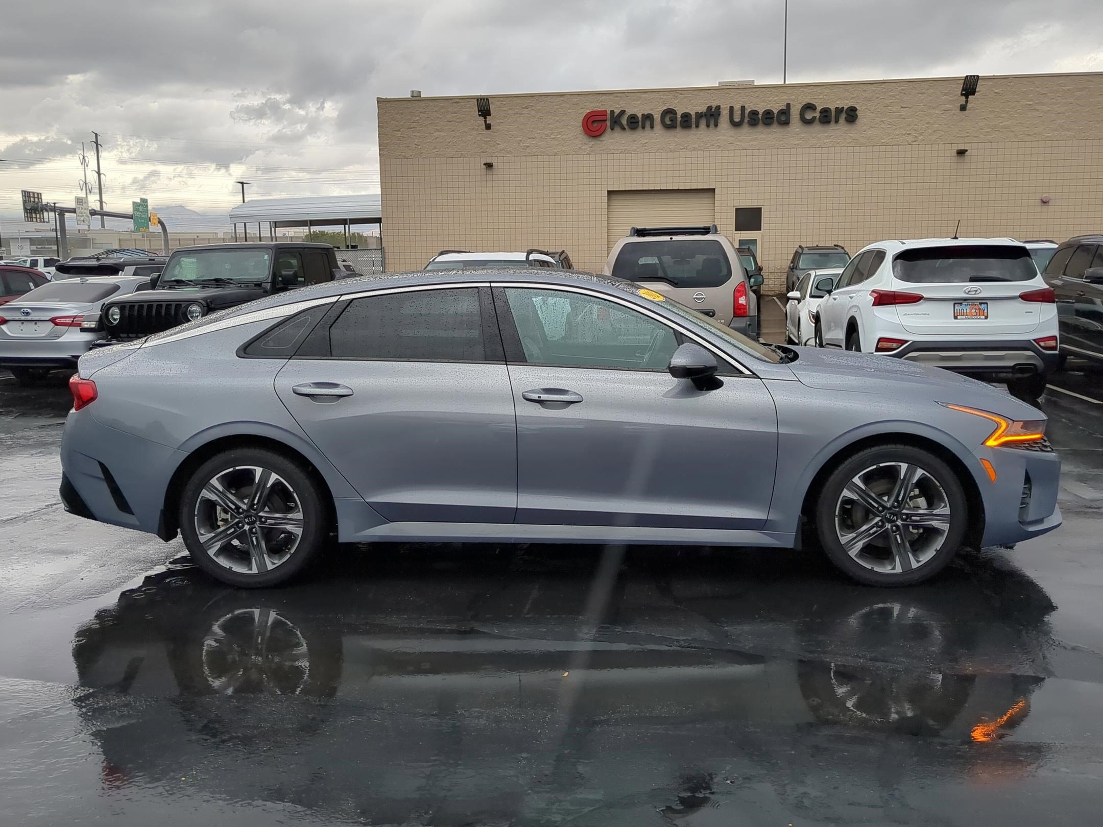 2021 Kia K5 EX photo 2