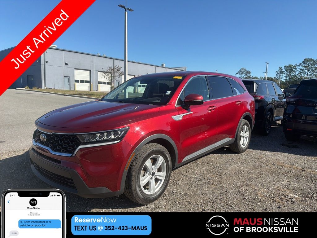 2021 Kia Sorento LX's photo
