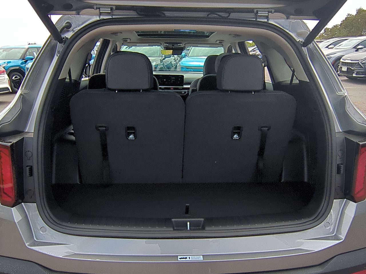 2025 Kia Sorento Plug-In Hybrid EX photo 22