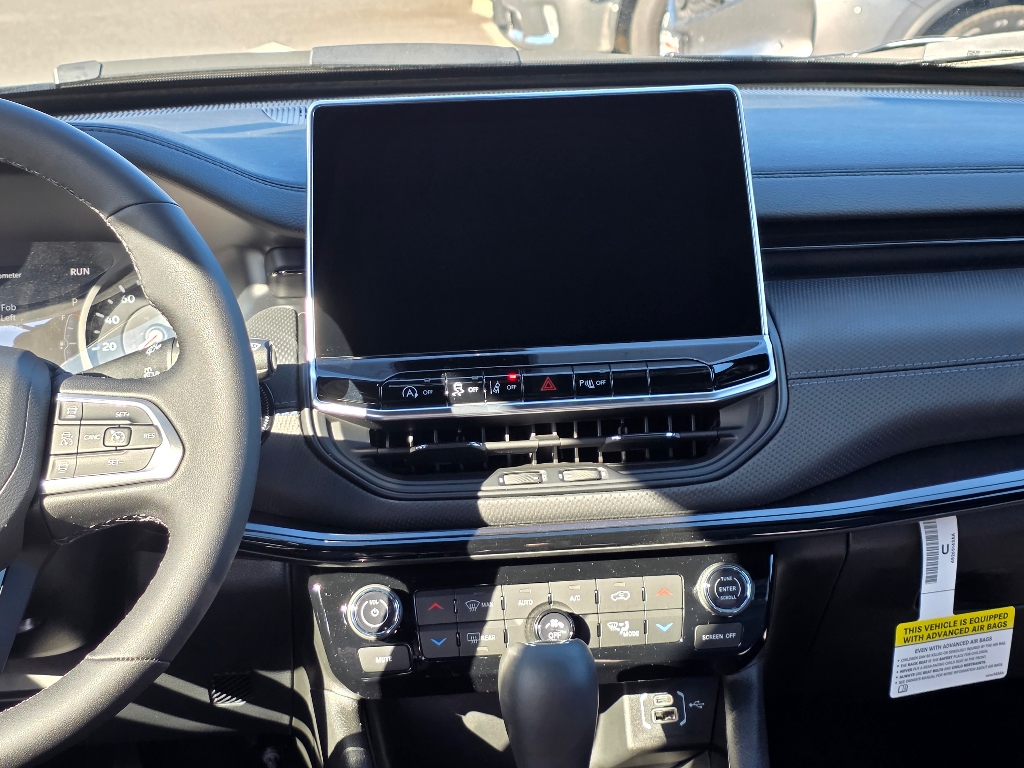 2026 Jeep Compass Limited photo 2