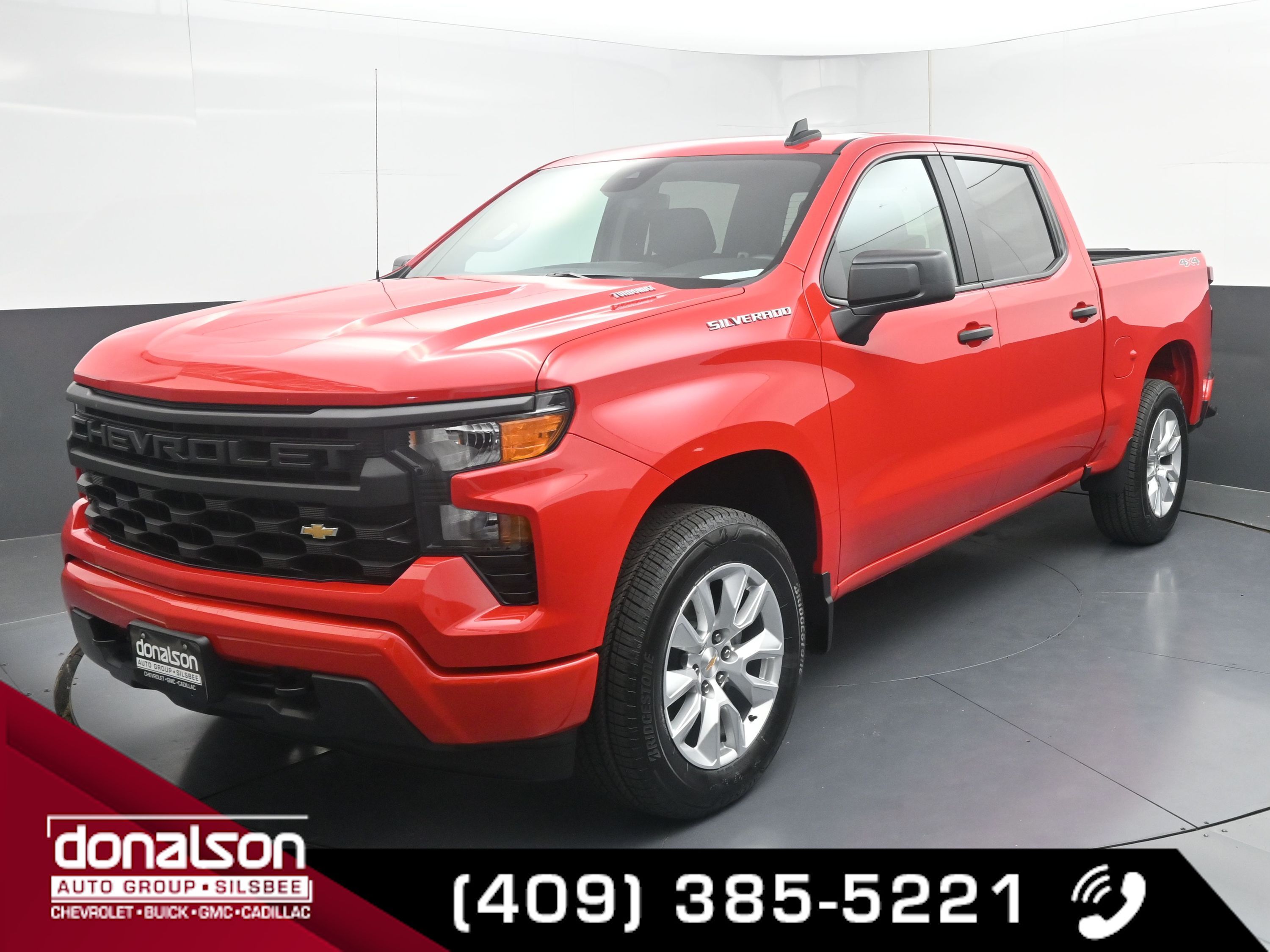 2026 Chevrolet Silverado Custom photo 4