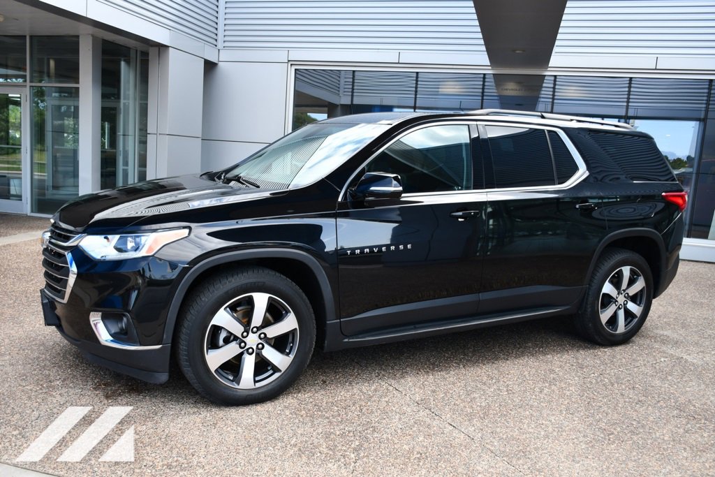 2019 Chevrolet Traverse Leather photo 2