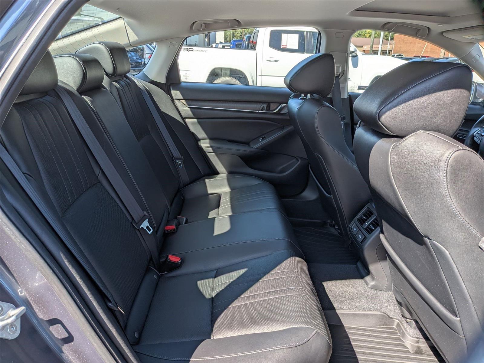 2022 Honda Accord Hybrid EX-L photo 33