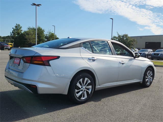 2025 Nissan Altima 2.5 S photo 3