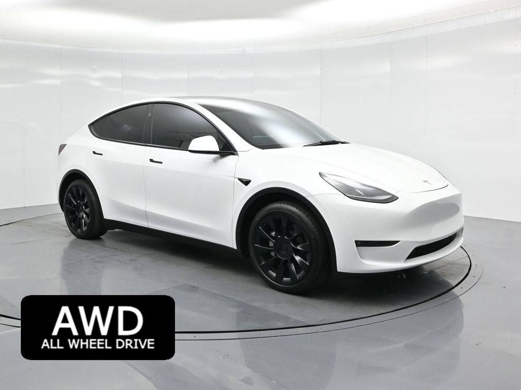 Used 2024 Tesla Model Y Long Range with VIN 7SAYGAEE4RF017457 for sale in Kansas City