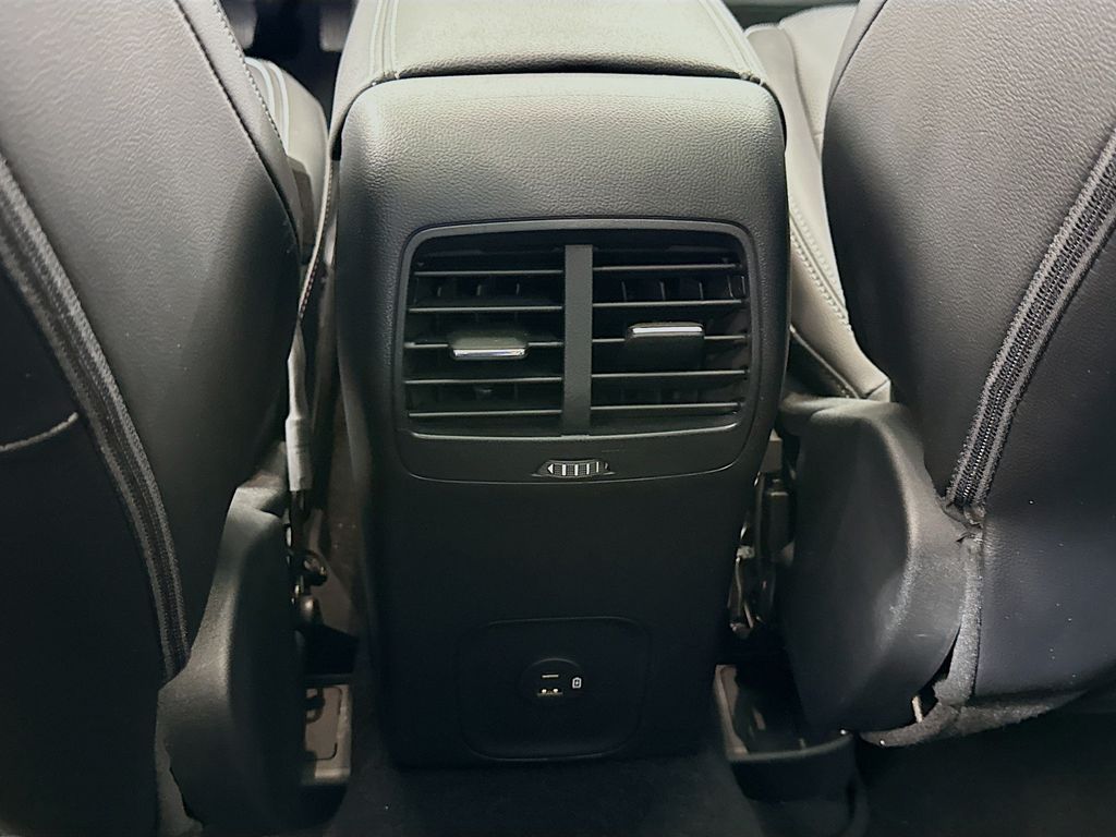 2021 Ford Escape SEL photo 27