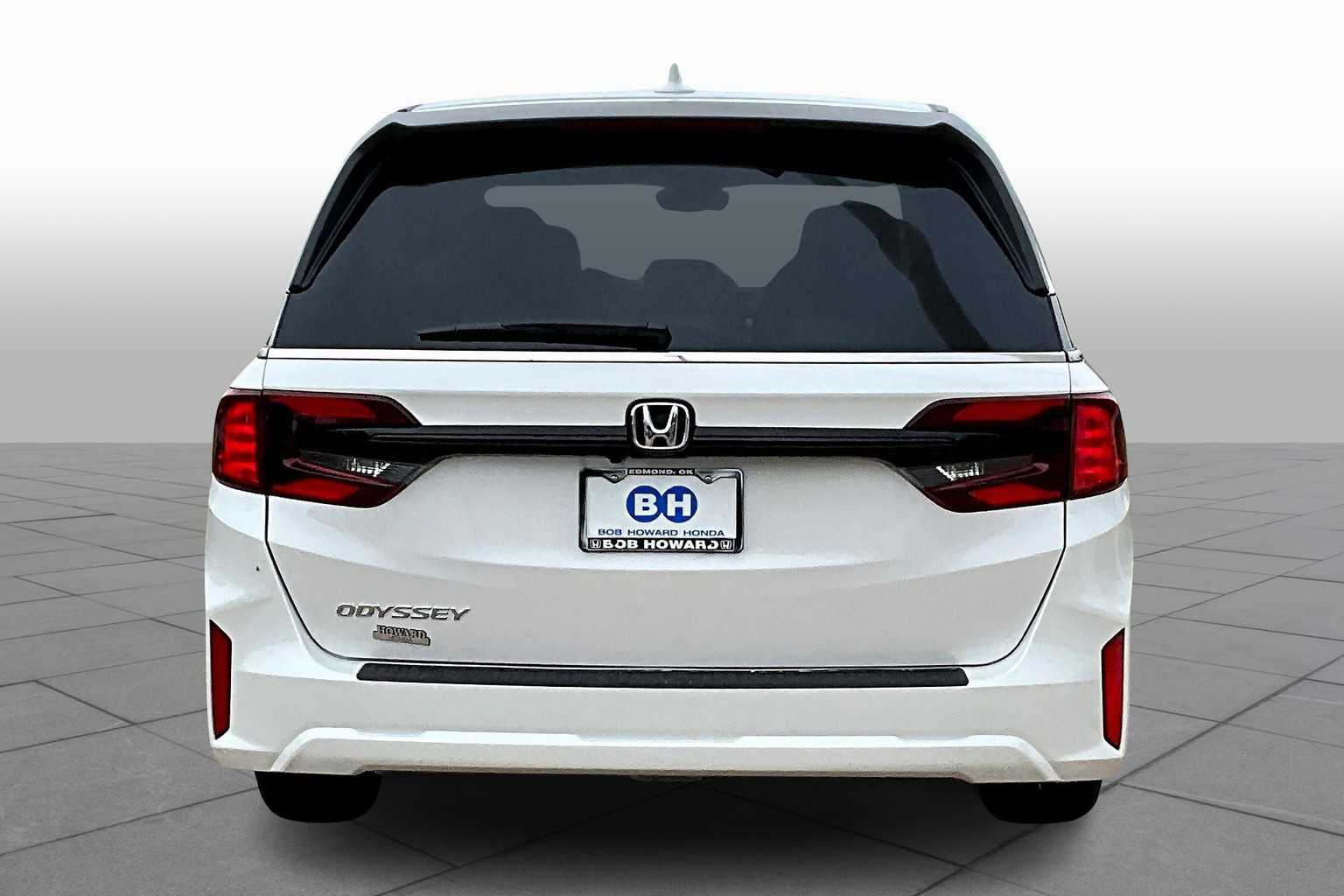 2026 Honda Odyssey EX-L photo 4