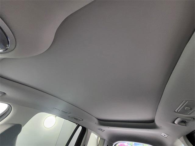 2026 Hyundai Ioniq SEL photo 18