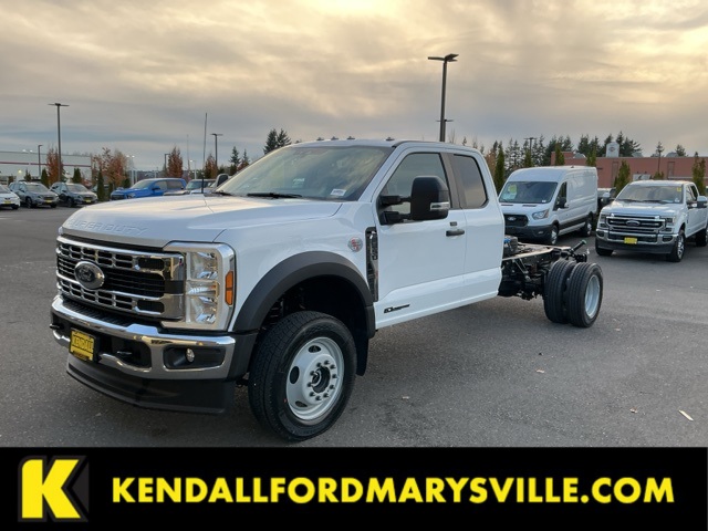 2026 Ford F-450 Super Duty Chassis Cab XL's photo