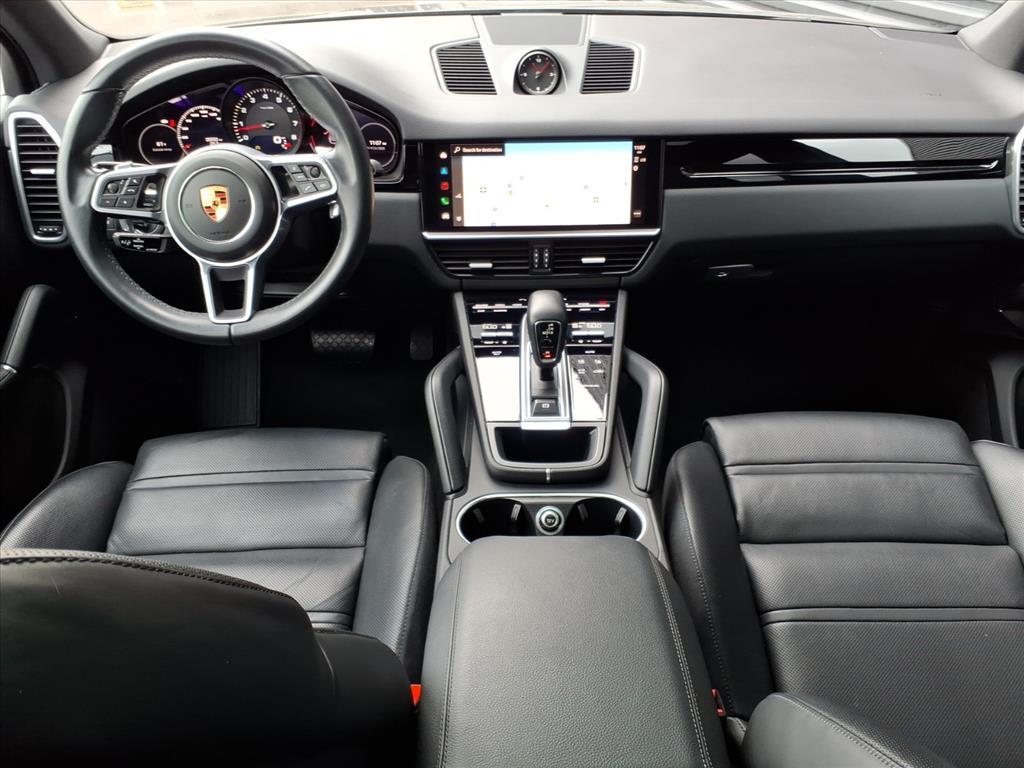 2023 Porsche Cayenne Platinum Edition photo 20