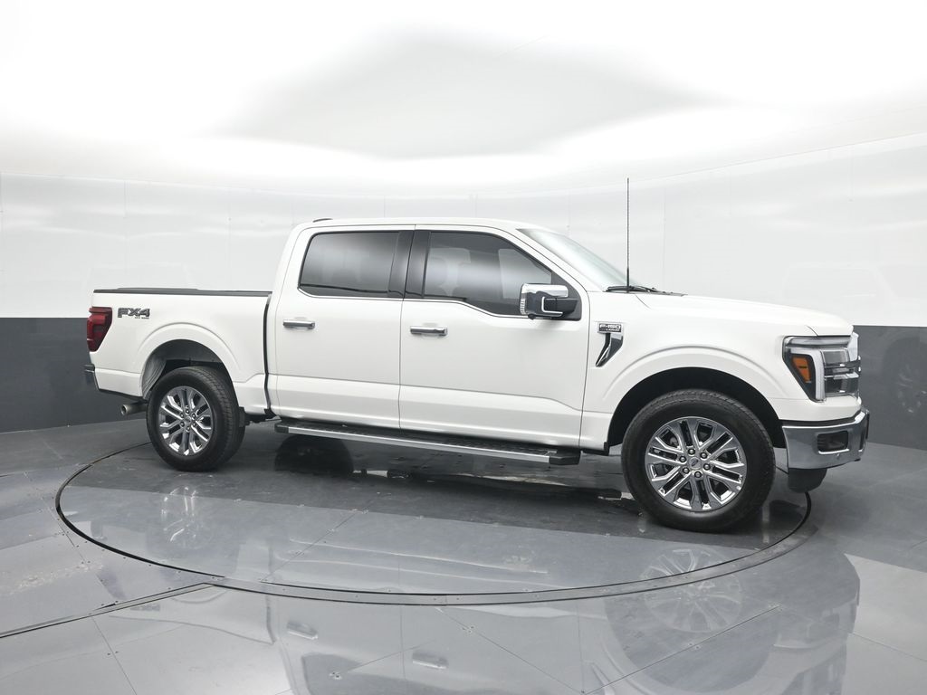2025 Ford F-150 Lariat photo 10
