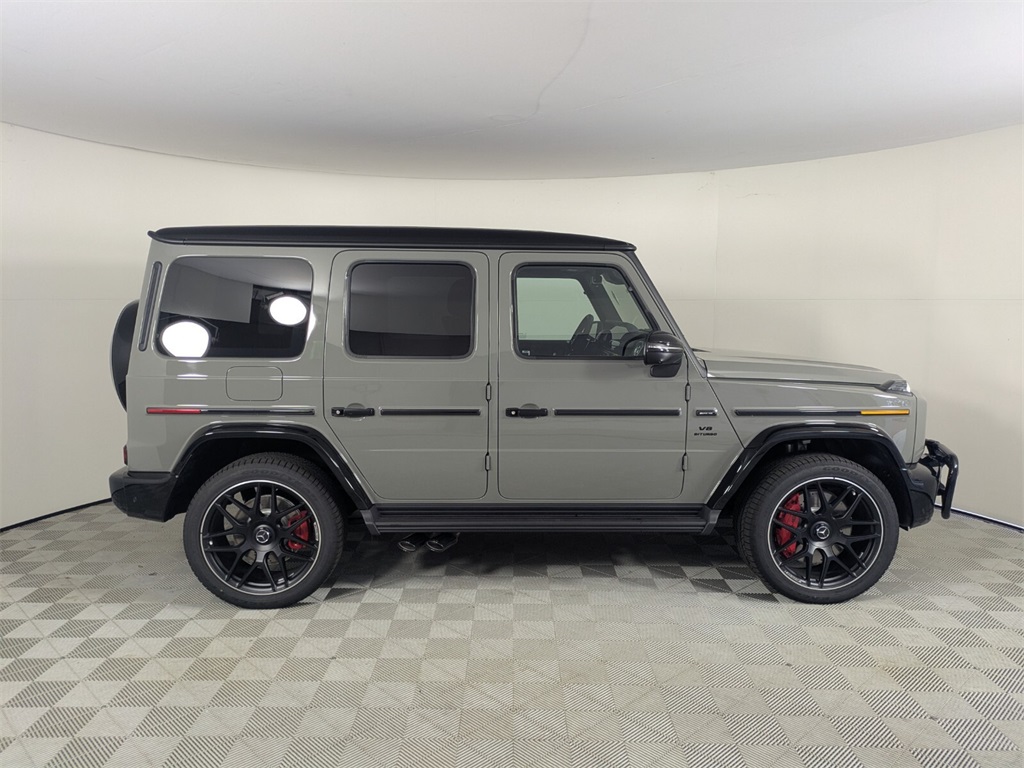 2025 Mercedes Benz G AMG 63 photo 3