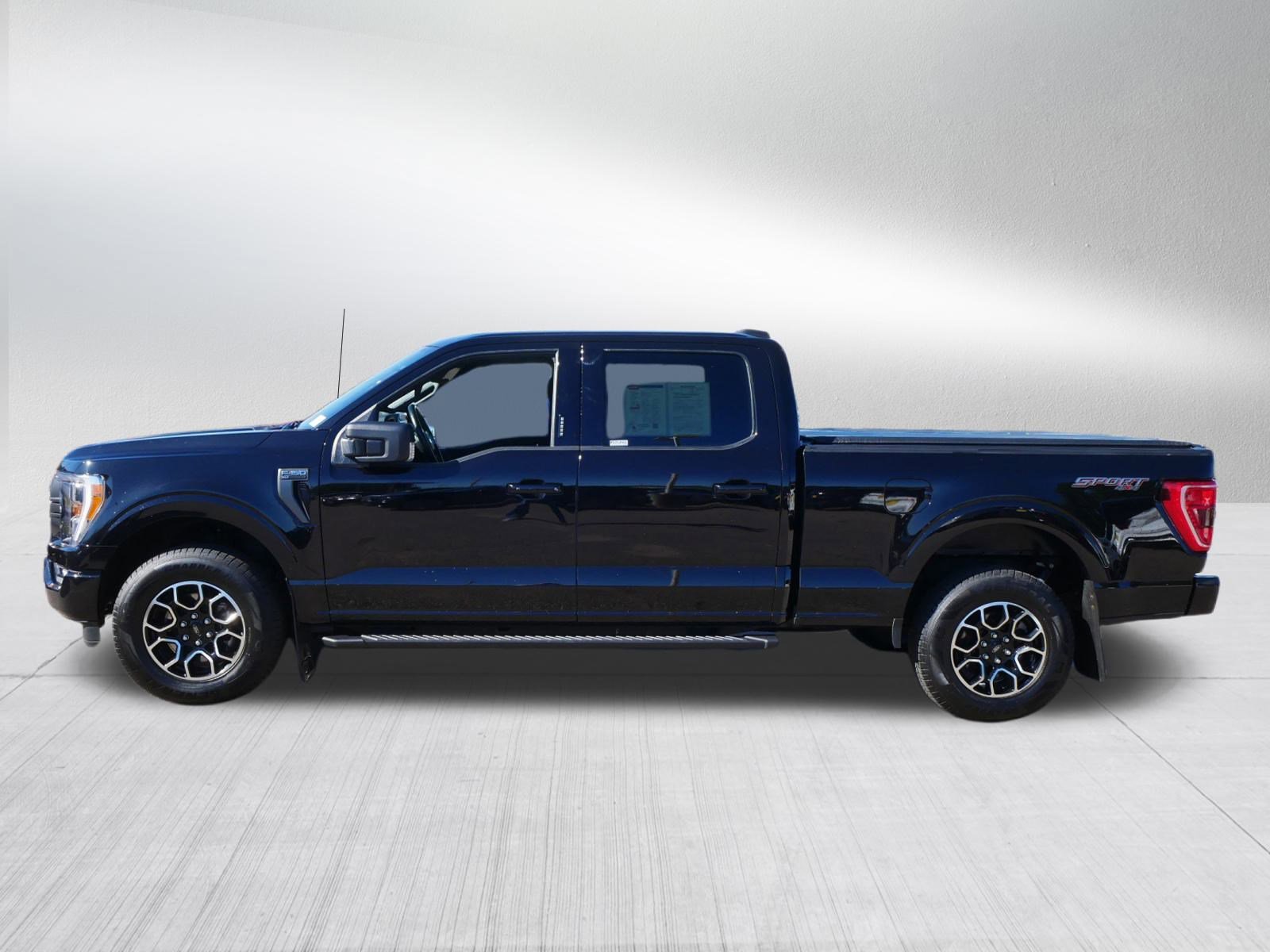 2022 Ford F-150 XLT photo 4