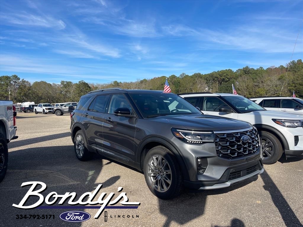 2026 Ford Explorer Platinum's photo