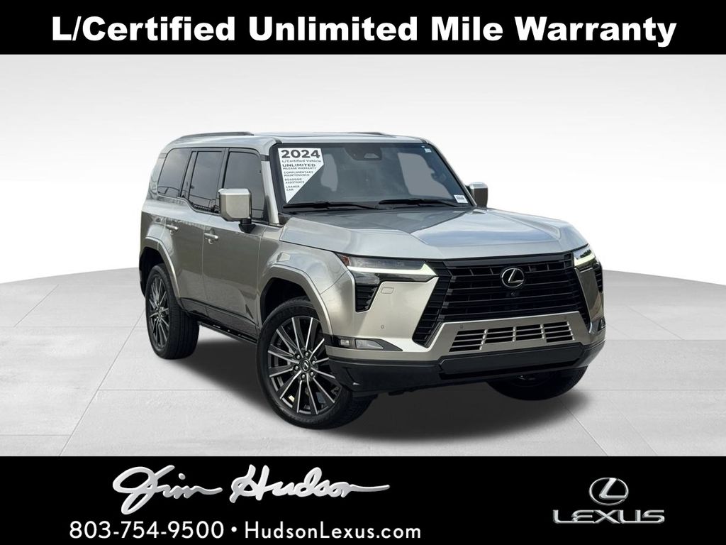 2024 Lexus GX Luxury's photo