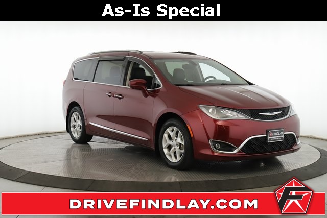 2017 Chrysler Pacifica Touring-L Plus