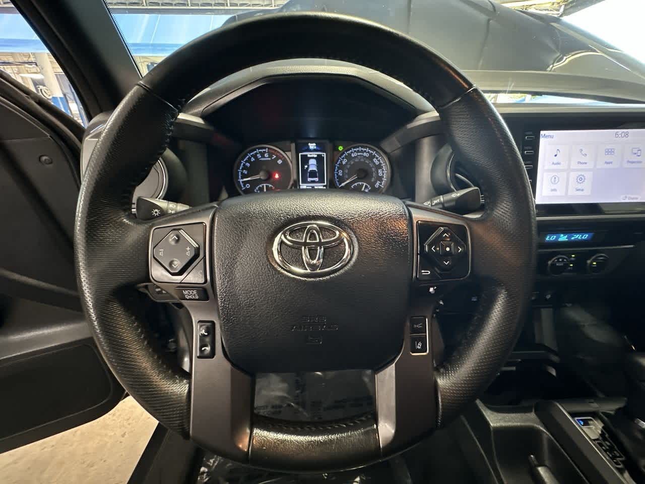 2023 Toyota Tacoma TRD photo 14