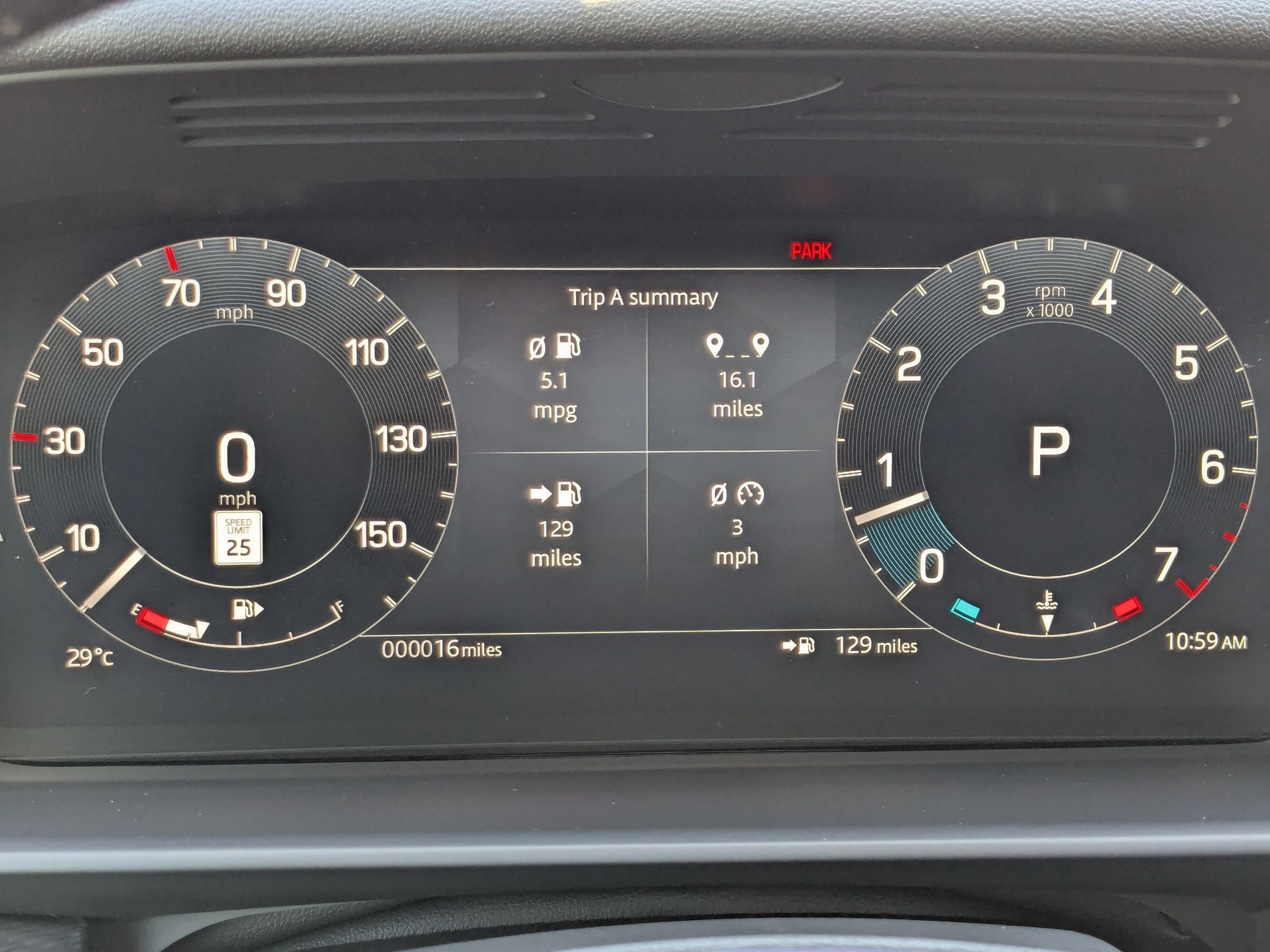 2025 Land Rover Discovery SE photo 11
