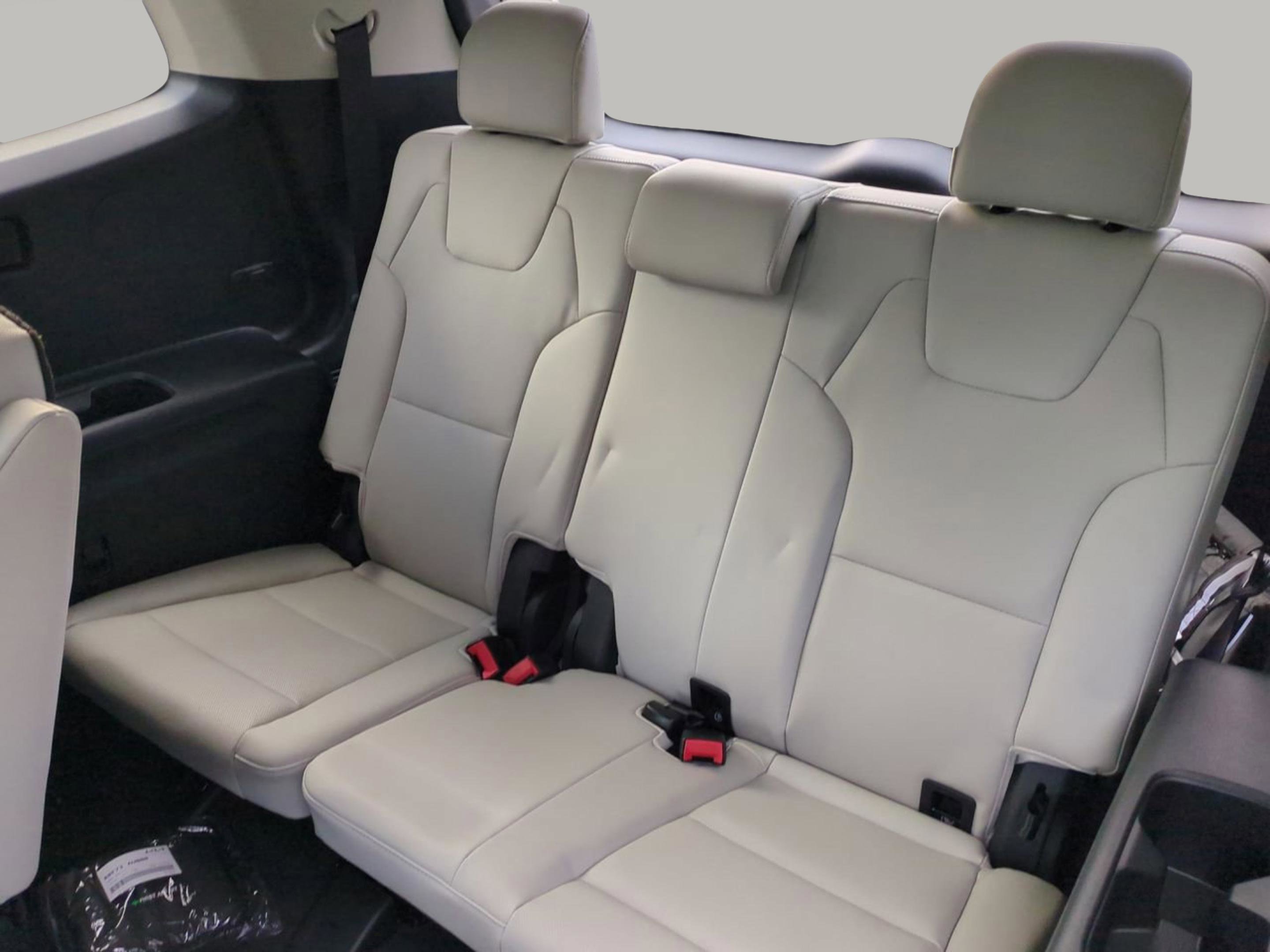 2025 Kia Telluride EX photo 20