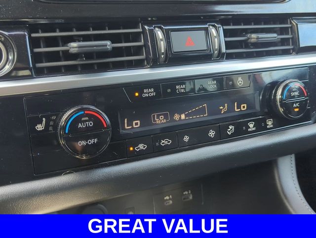 2024 Nissan Pathfinder SL photo 15