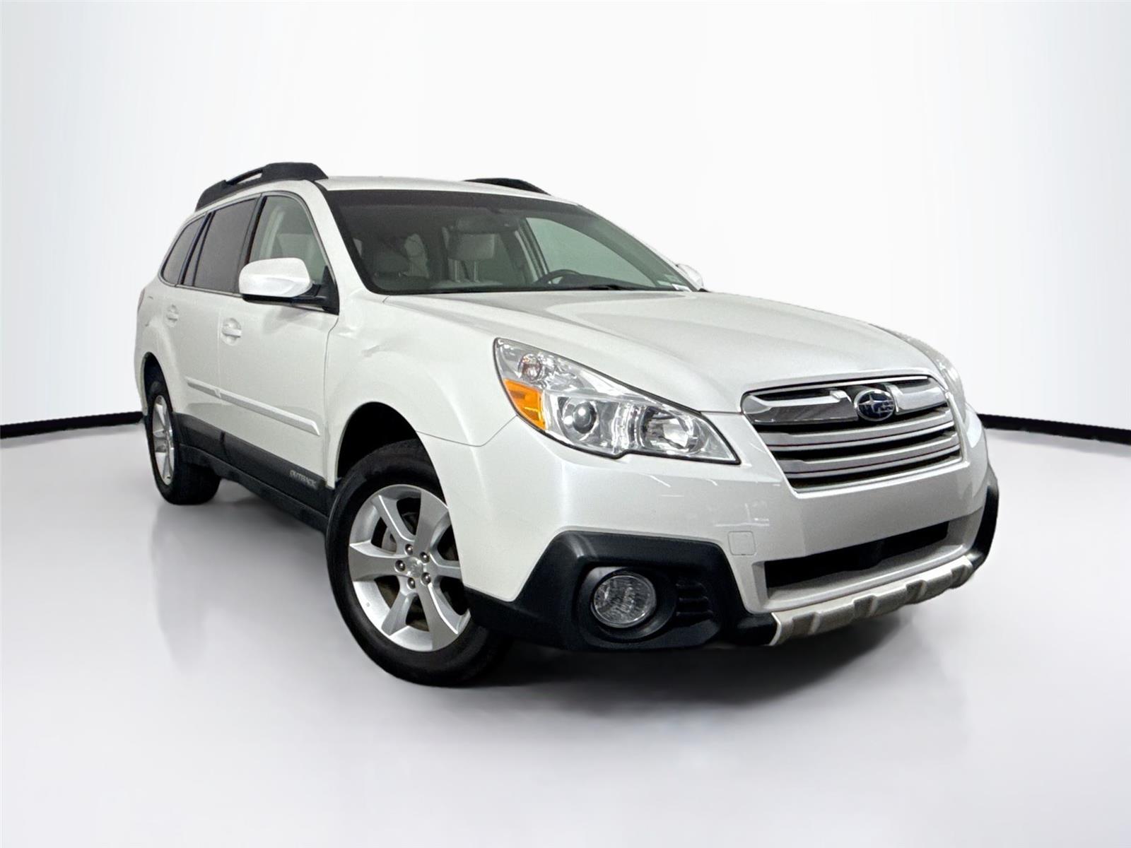 2014 Subaru Outback 2.5i Limited photo 4
