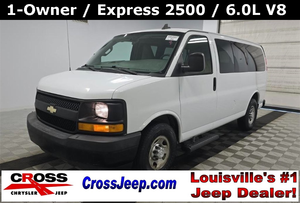 2017 Chevrolet Express Passenger LS's photo
