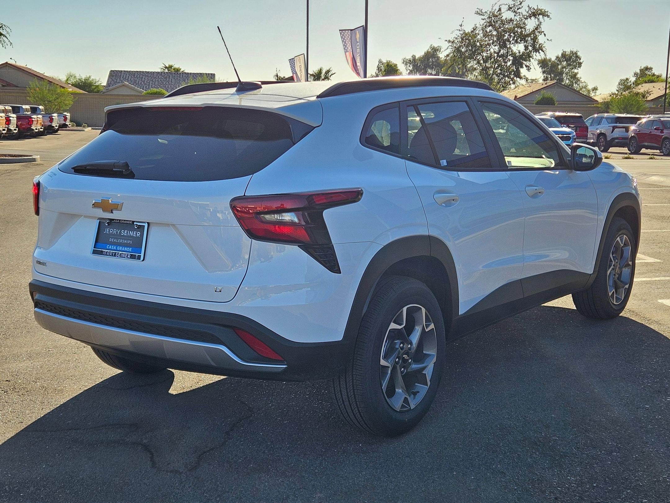 2026 Chevrolet Trax LT photo 2