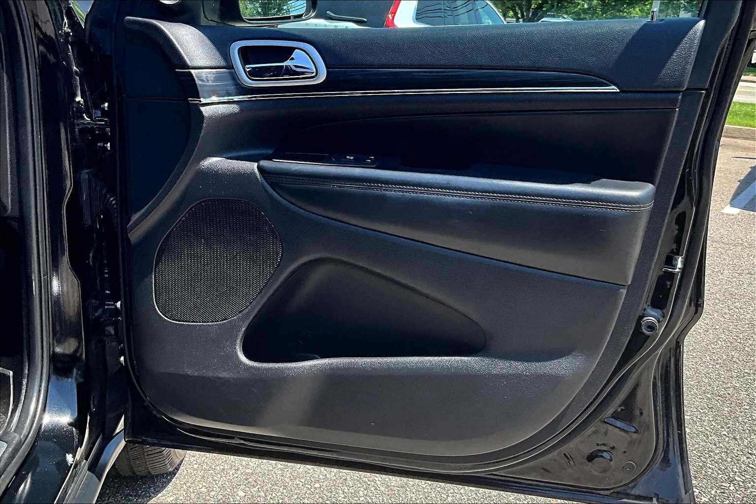 2021 Jeep Grand Cherokee Limited photo 12